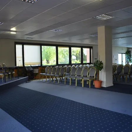 Villenouvelle Hotel 2*