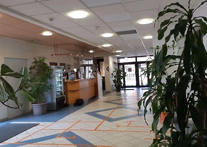 Hotel Villenouvelle Anciennement Kyriad Direct 2*