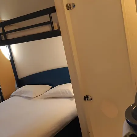 Kyriad Direct Centre 2* Montauban