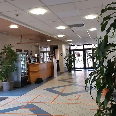 Hotel Villenouvelle 2*