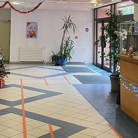 Kyriad Direct Centre