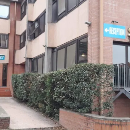 Kyriad Direct Centre 2*