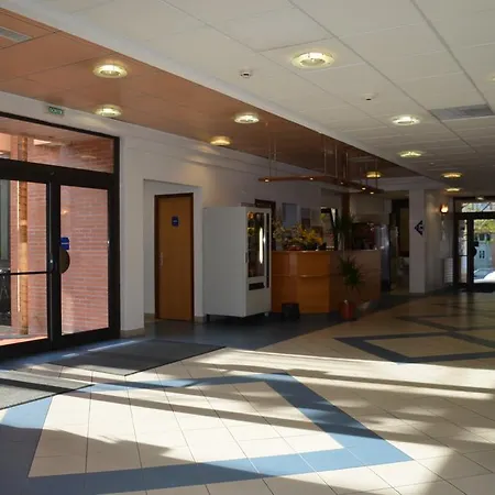 Kyriad Direct Centre Montauban