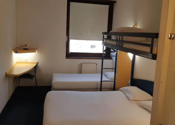 Villenouvelle Anciennement Kyriad Direct 2* Монтобан