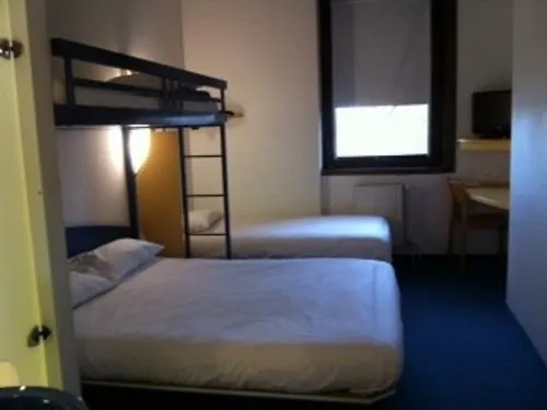 Villenouvelle Anciennement Kyriad Direct Отель